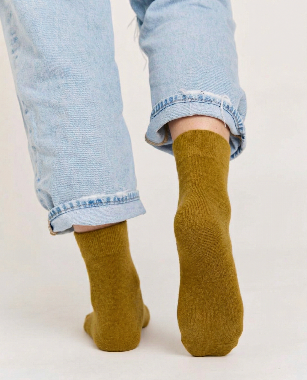 Nooan | Hamilton Possum Merino Wool Socks | Ecru Olive