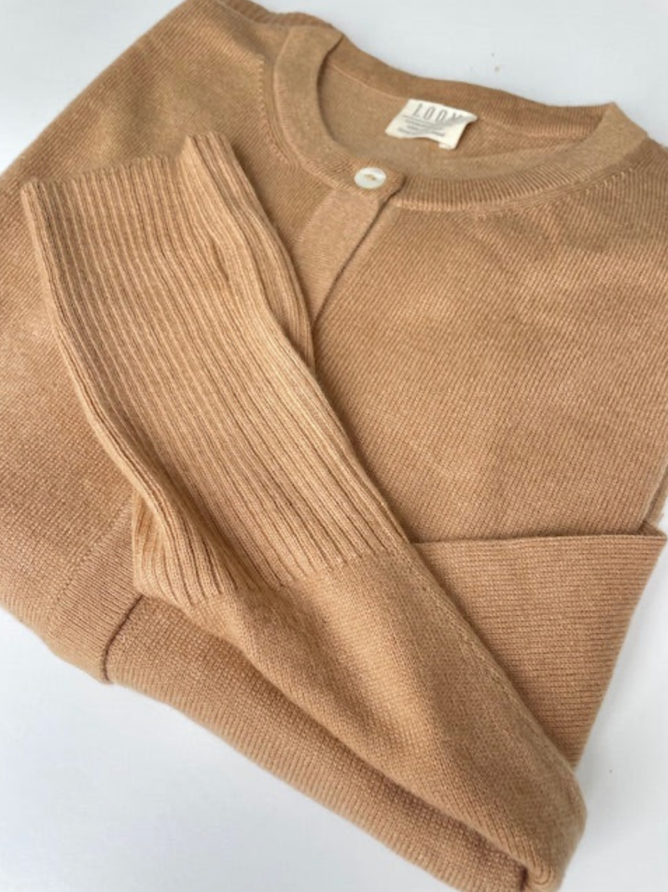 Loomwares | Pure Cashmere Classic Cardigan | Camel